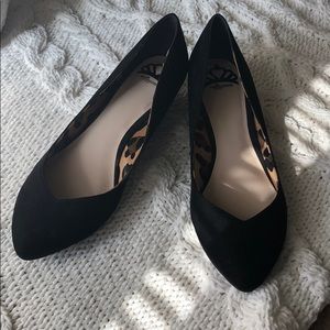 Fergalicious low black heels